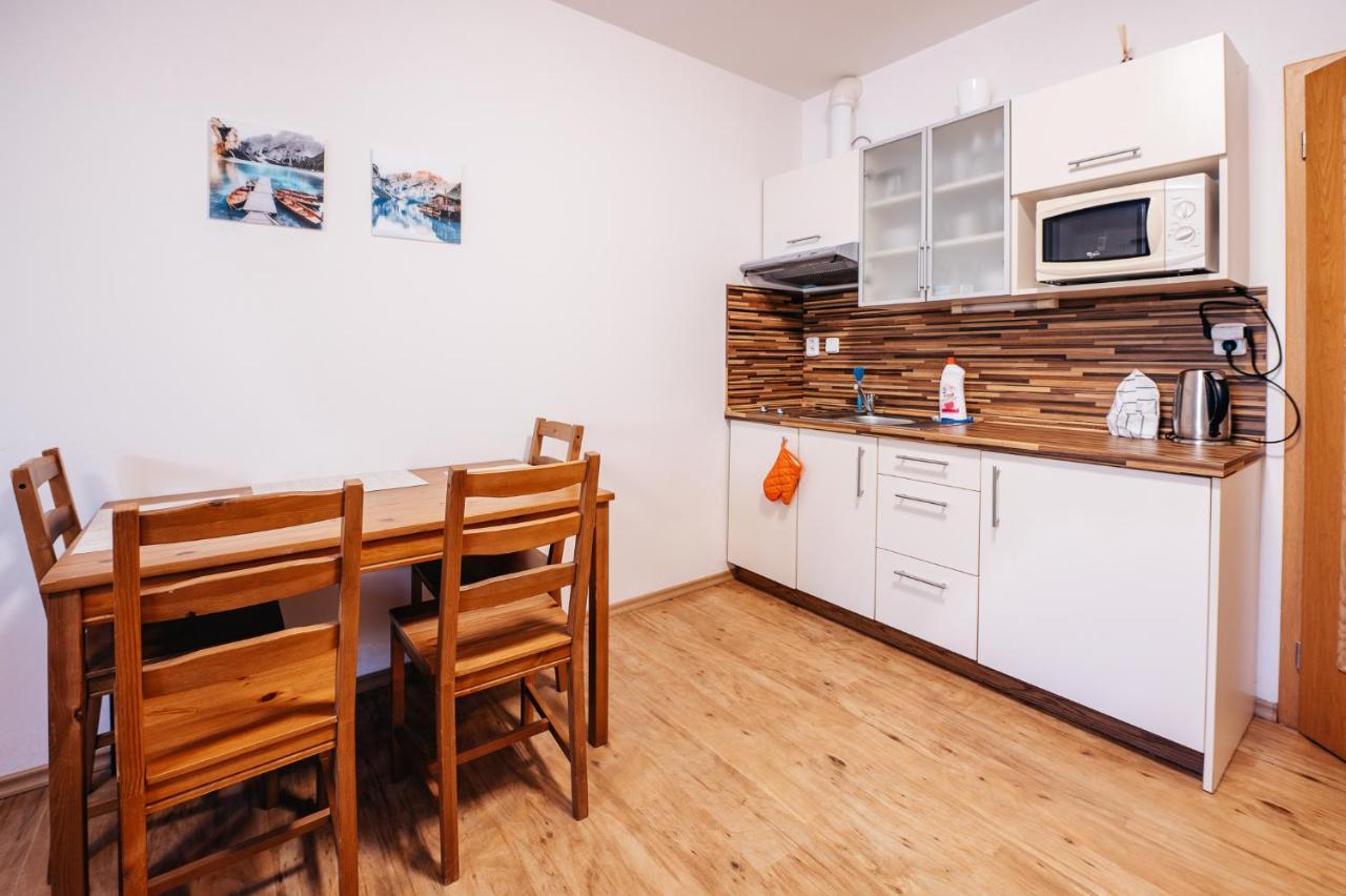 Lipno Nad Vltavou - Apartman 23 - Wifi, Parking, Netflix المظهر الخارجي الصورة