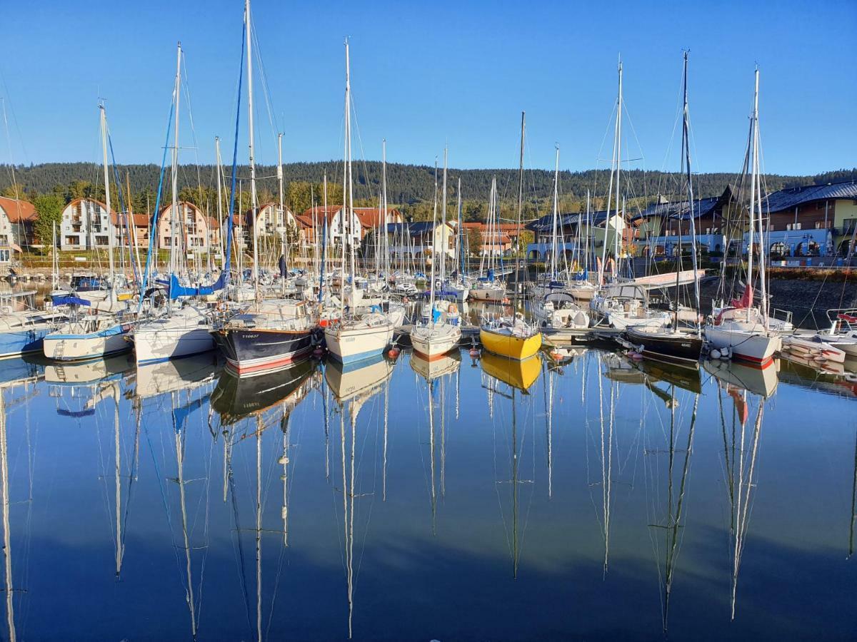 Lipno Nad Vltavou - Apartman 23 - Wifi, Parking, Netflix المظهر الخارجي الصورة